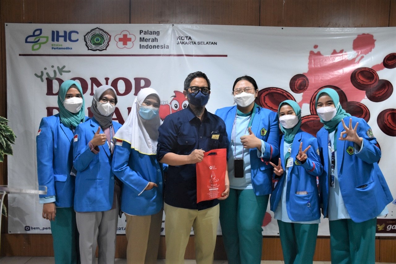 STIKes PERTAMEDIKA dan PMI Jakarta Selatan Gelar Kegiatan Pengabdian Kepada Masyarakat “Share Your Blood, Share Your Care”